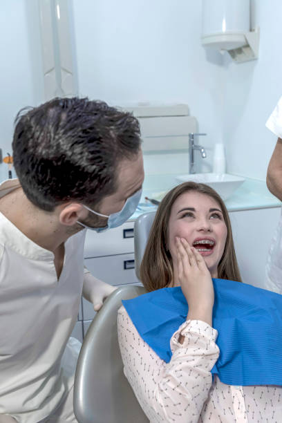 Best Emergency Dental Care for Broken or Chipped Teeth in Munroe Falls, OH